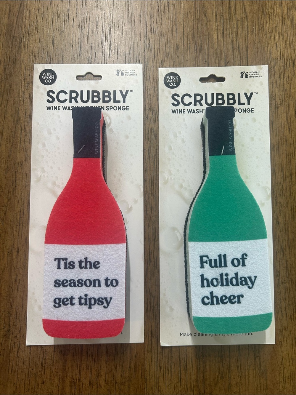 “Tis the season to get tipsy” and “Full of holiday cheer” 🍷 🧽  kitchen sponges